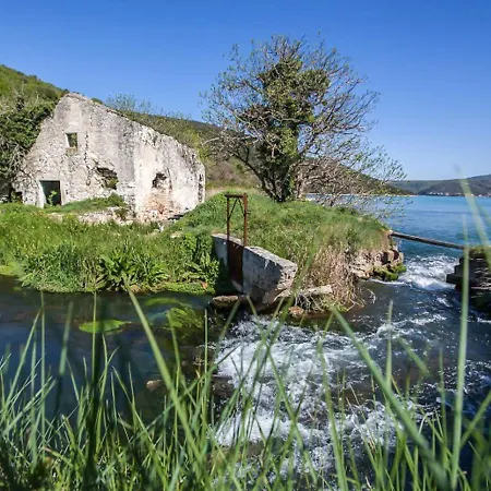 Klen 2 By Interhome Feriehus Hreljići